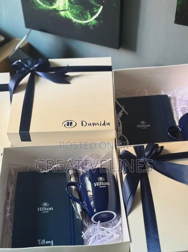 Giftboxes Witb Ribbon · Photo 1