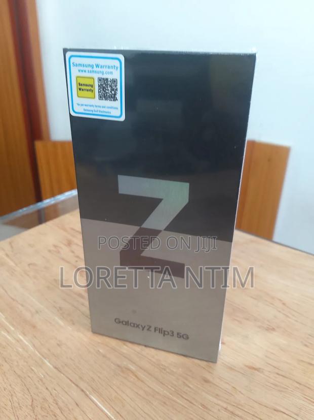 New Samsung Galaxy Z Flip 3 256 GB Gray · Photo 2