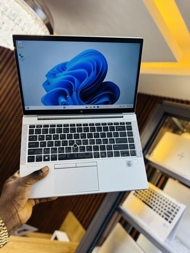 Laptop HP EliteBook 840 G7 8GB Intel Core i5 SSD 256GB · Photo 1