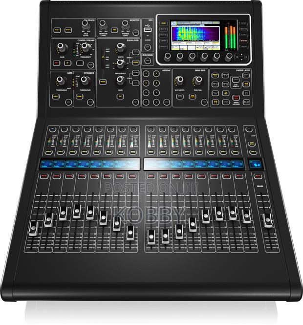 Midas M32r Digital Mixer · Photo 1