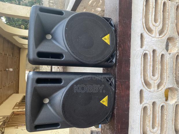 Behringer Active Speaker Monitor 10inches · Photo 4