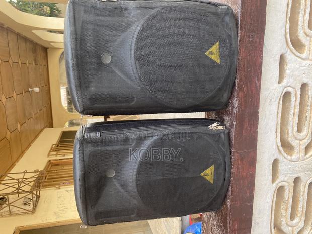 Behringer Active Speaker Monitor 10inches · Photo 5