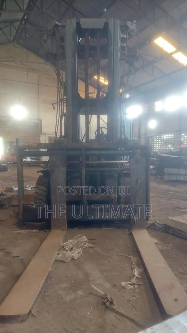 Taylor 15tons Forklift · Photo 6