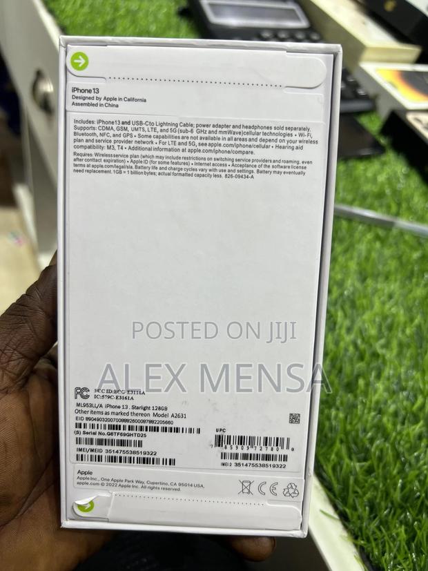 Apple iPhone 13 128 GB White · Photo 2