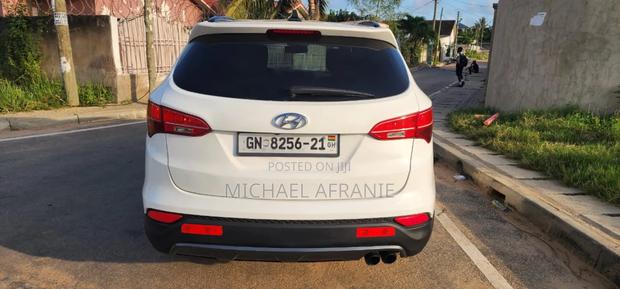 Hyundai Santa Fe Sport 2.0T 2013 White · Photo 3