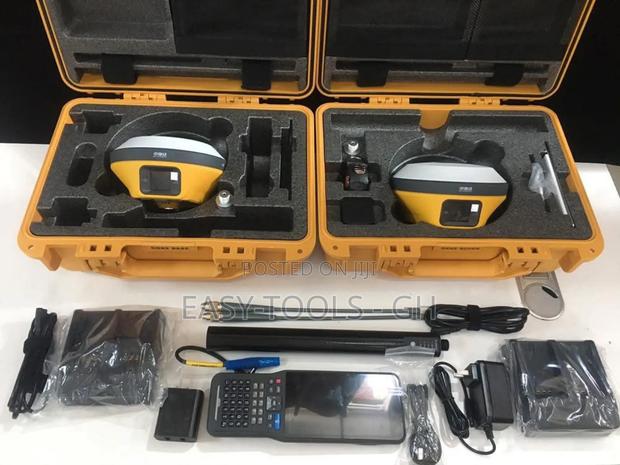 GPS Hi Target V200 / V300 Set . ( Read Description ) · Photo 1
