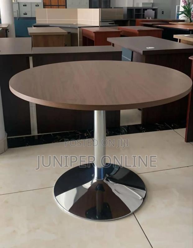 Meeting Table Plimpt Course · Photo 1