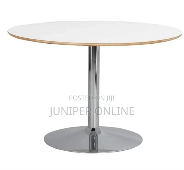 Meeting Table Crudy Jush · Photo 1