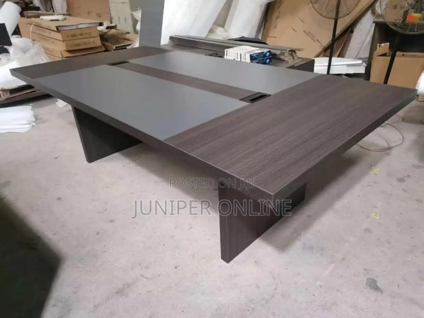 Conference Table Dadish Ening · Photo 1