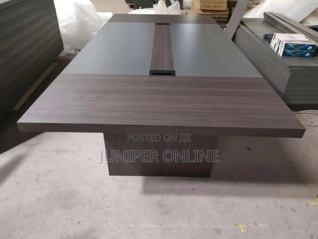 Conference Table Dadish Ening · Photo 2