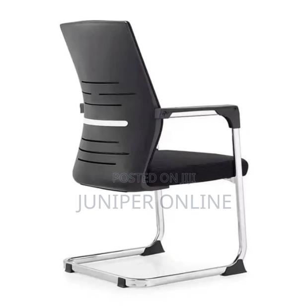 Visitor's/Waiting Chair Asurada Innoing · Photo 2