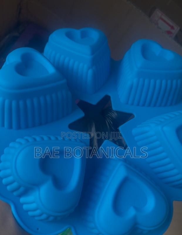 Love / Heart Soap Mold (6 Cavity) · Photo 1