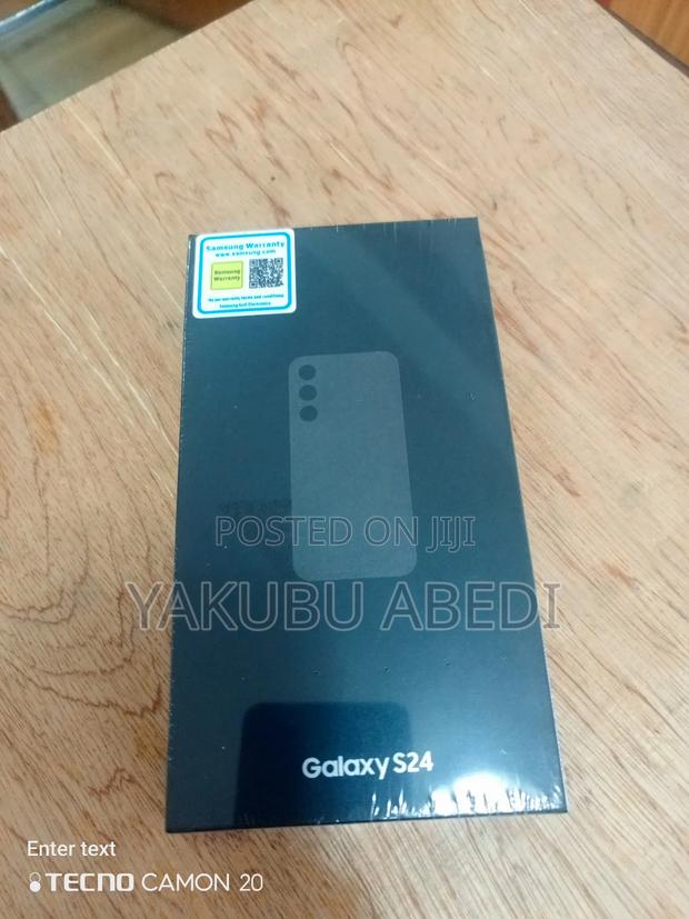 New Samsung Galaxy S24 128 GB Black · Photo 1