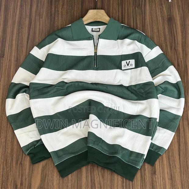 Striped Sweat Shirt · Photo 1