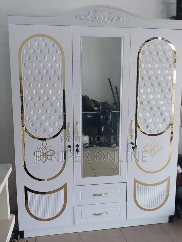Wardrobe Truman Ashnisly · Photo 1