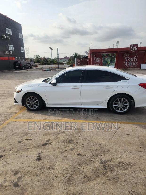 Honda Civic EX 2022 White · Photo 4