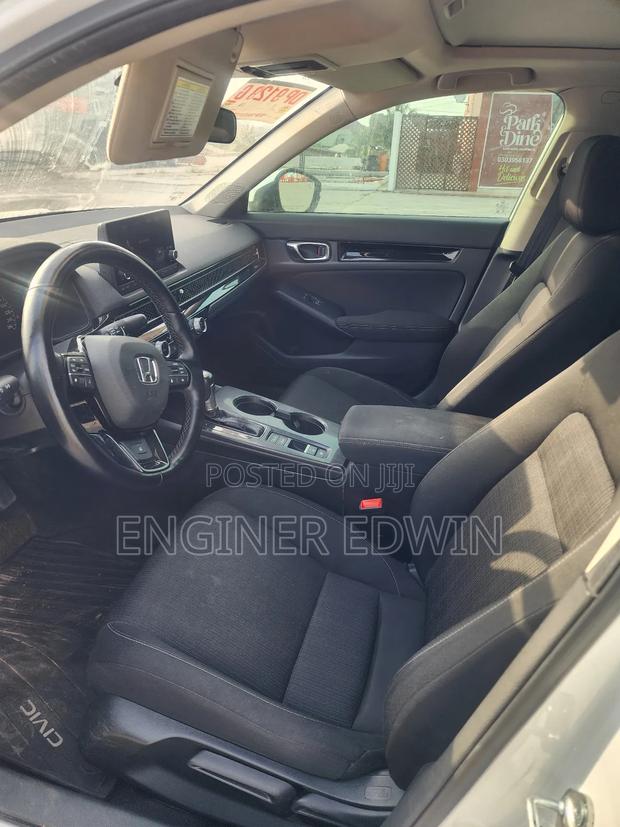 Honda Civic EX 2022 White · Photo 6