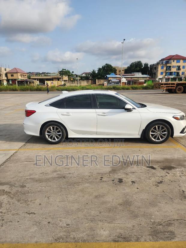 Honda Civic EX 2022 White