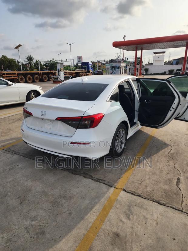 Honda Civic EX 2022 White · Photo 8