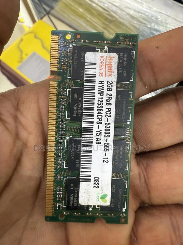 Pc2 Laptop Ram From Uk (2gb ) Original · Photo 1