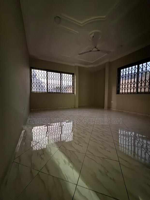 7bdrm Duplex in West Hills Mall Area for rent · Photo 3