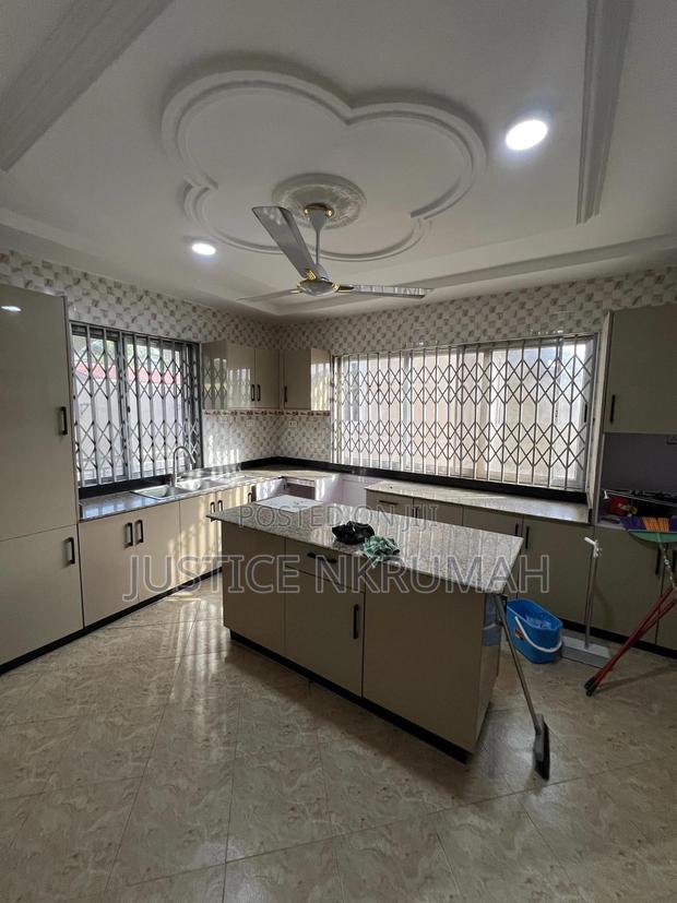 6bdrm Apartment in Mr Justice Estate, Old Barrier for rent · Photo 6