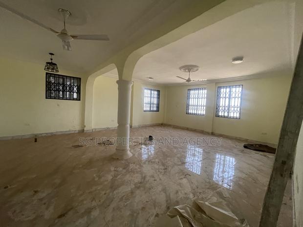 3bdrm Apartment in Gbetsile, Community 25 for rent · Photo 4