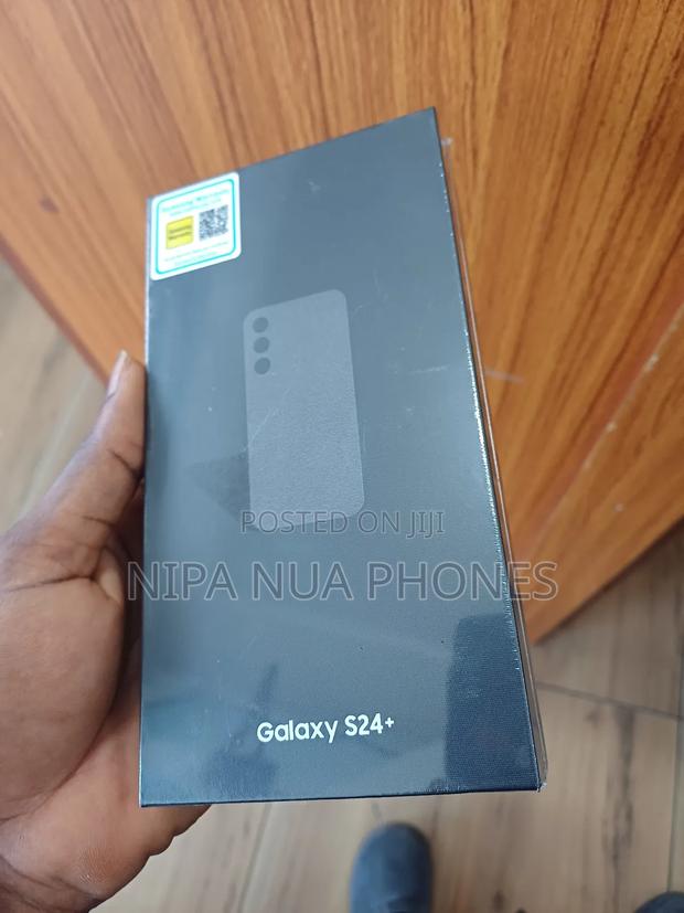 New Samsung Galaxy S24 Plus 256 GB Black · Photo 1