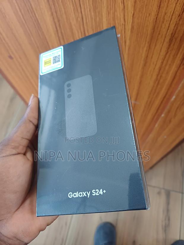 New Samsung Galaxy S24 Plus 256 GB Black · Photo 3