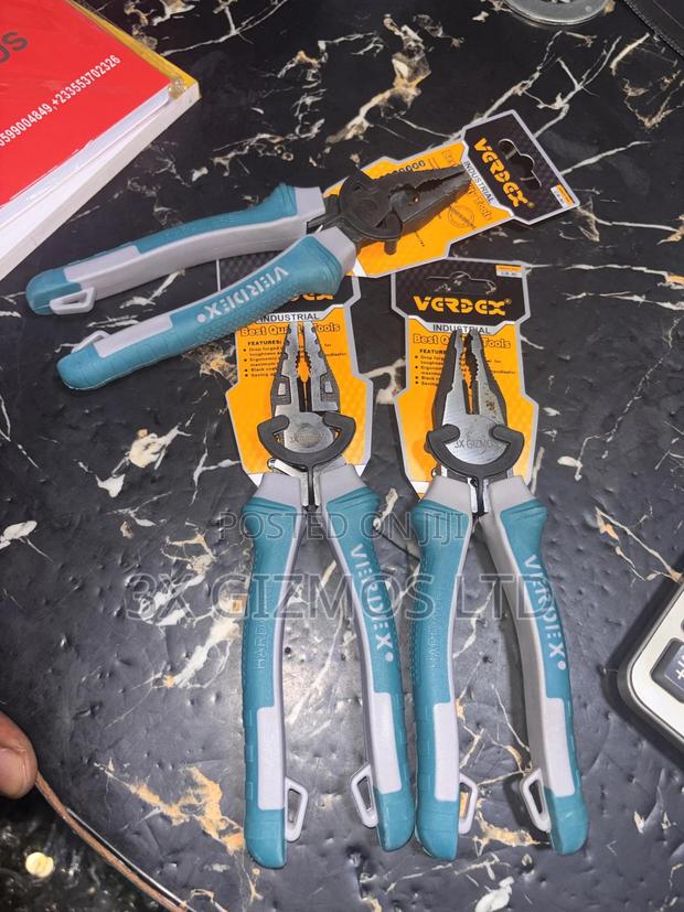 8 Inch Pliers · Photo 2