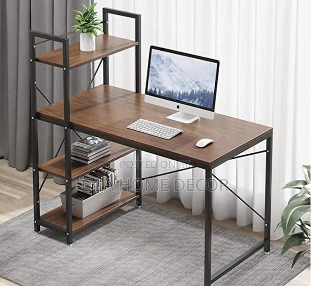 Computer Desk · Photo 1