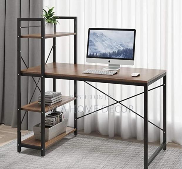 Computer Desk · Photo 2