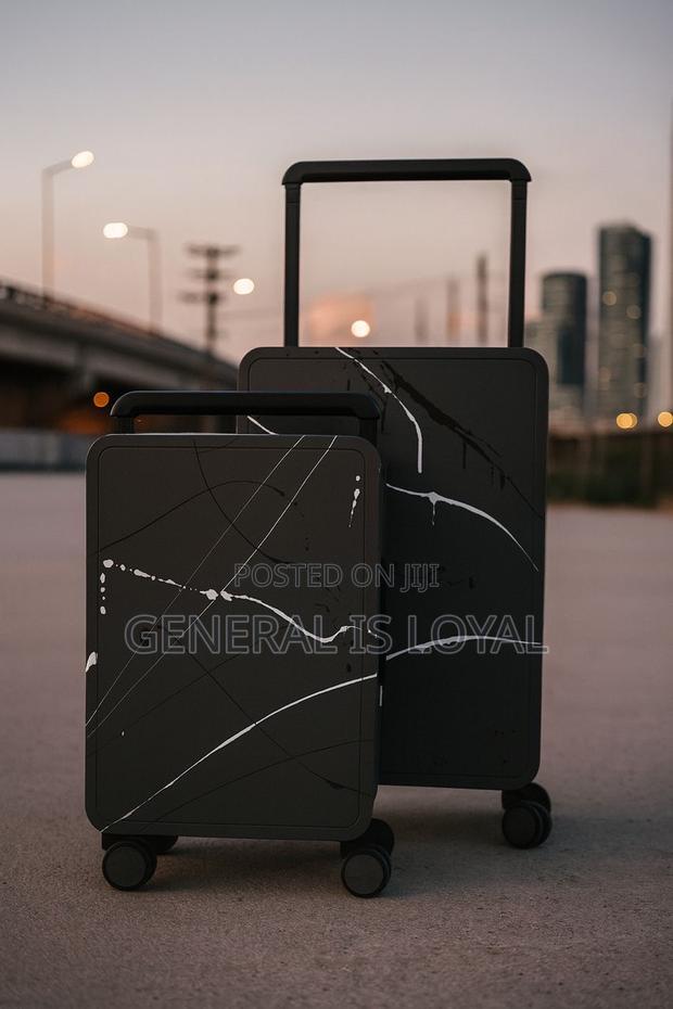 2in1 Durable Marbled Hardshell Exterior Suitcase · Photo 1