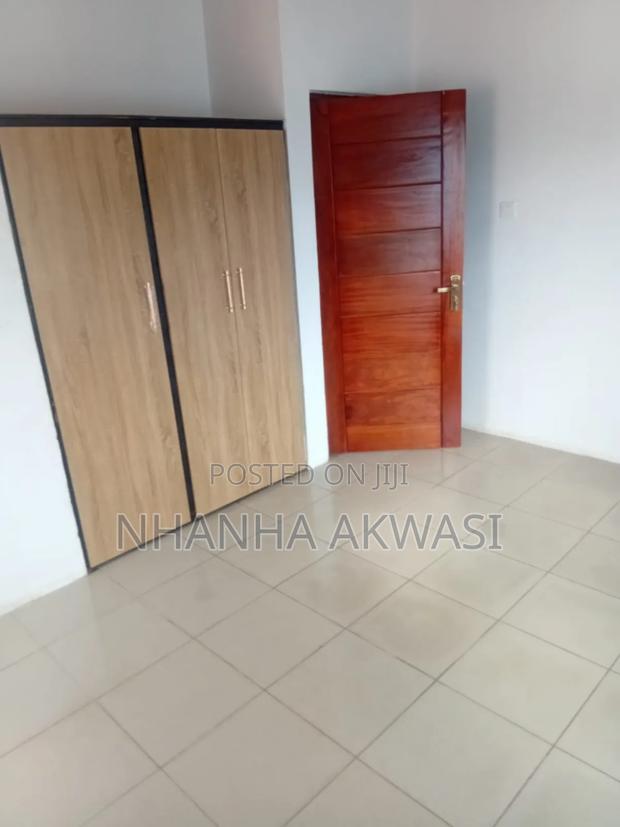 3bdrm House in Community 20, Tema Metropolitan for rent · Photo 2