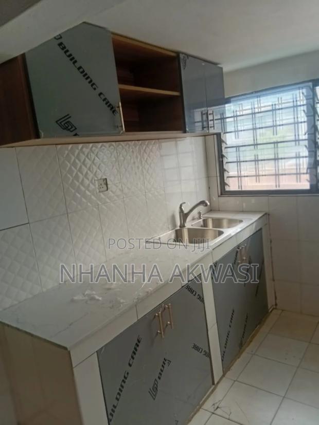 3bdrm House in Community 20, Tema Metropolitan for rent · Photo 7