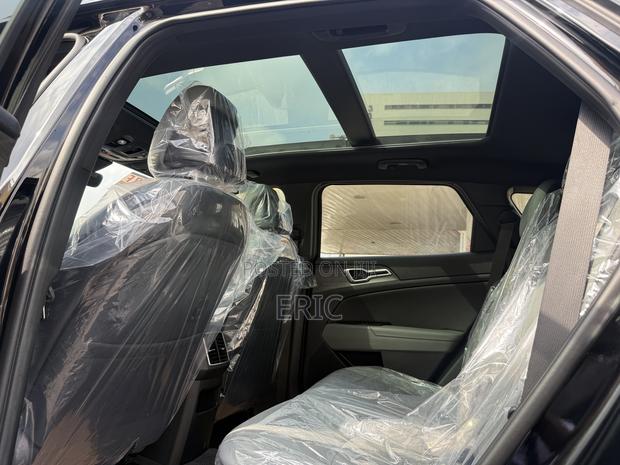 Kia Sportage X-Pro 2024 Black · Photo 6