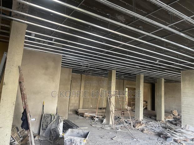 700 SQM Showroom at Labone for Rent · Photo 4