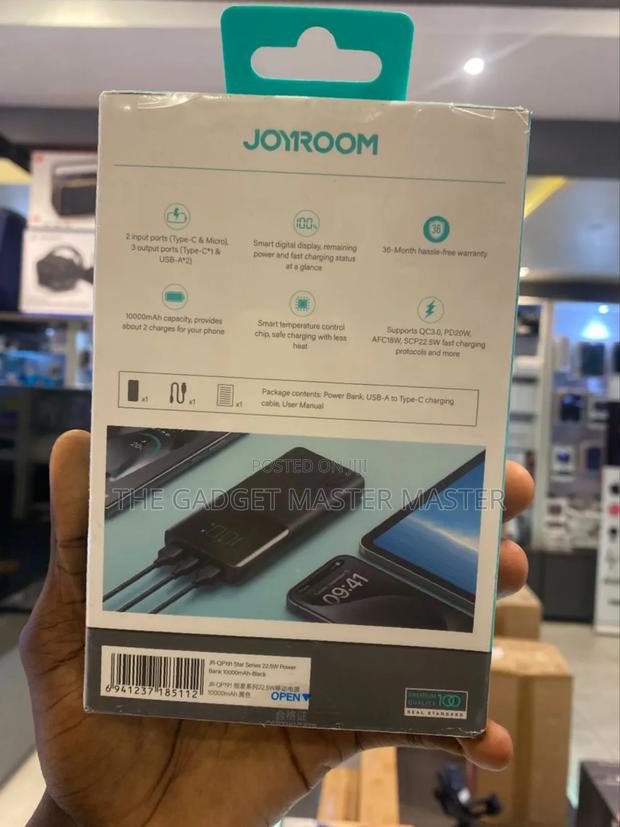 Joyroom 10000mah Fast Charging Power Bank · Photo 2