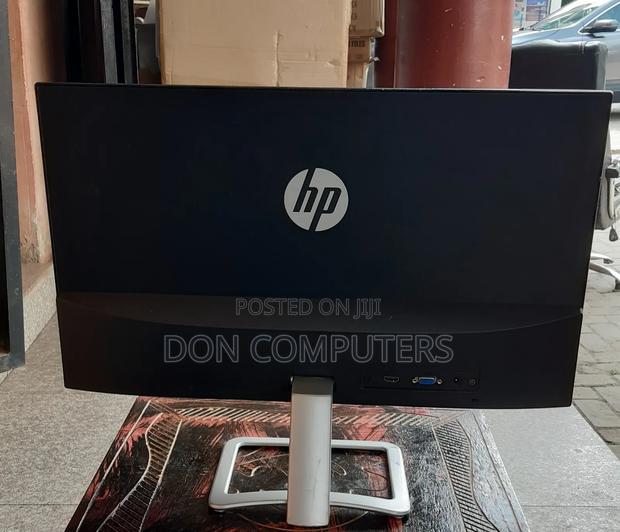 Hp 24 Super Slim Edgeless Monitor · Photo 2