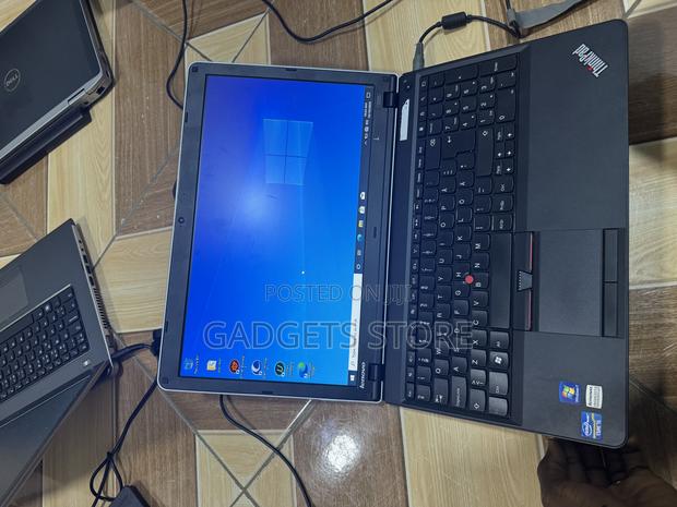 Laptop Lenovo ThinkPad Edge E520 8GB Intel Core I5 SSD 128GB · Photo 4