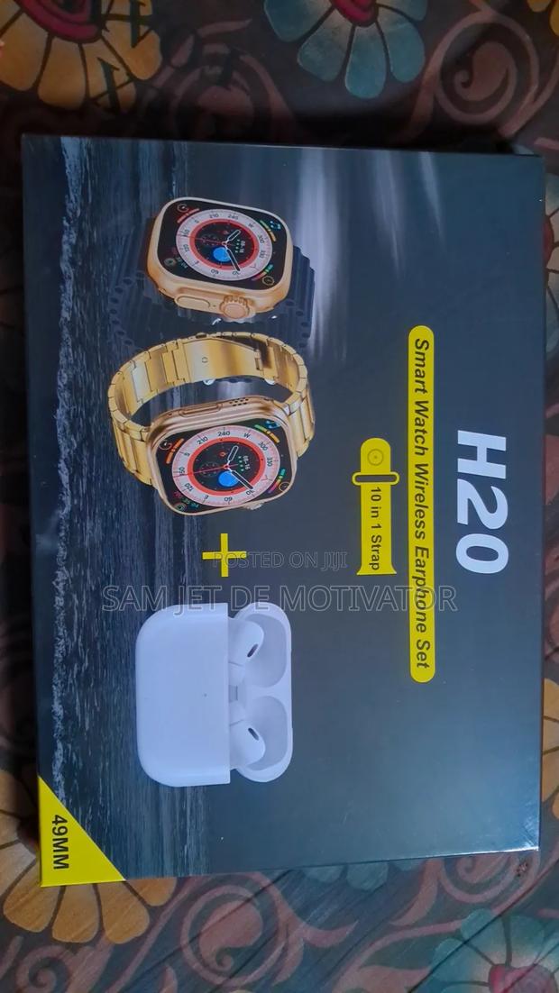 H20 + Earphones 10 in 1 Set Smart Watch · Photo 3