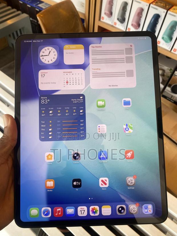 Apple iPad Pro 13 (2024) 256 GB Black · Photo 3
