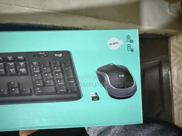 Logitech Mk270 Wireless Keyboard and Mouse Combo Original From Uk · Photo 2