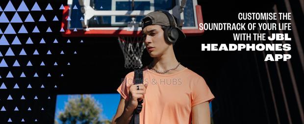 JBL Tune 720bt Wireless Over Ear Headphones · Photo 3