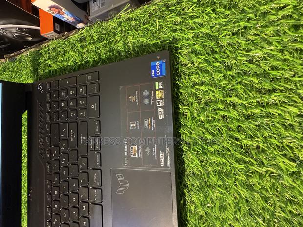 Laptop Asus TUF Dash F15 32GB Intel Core I7 SSD 1T · Photo 4