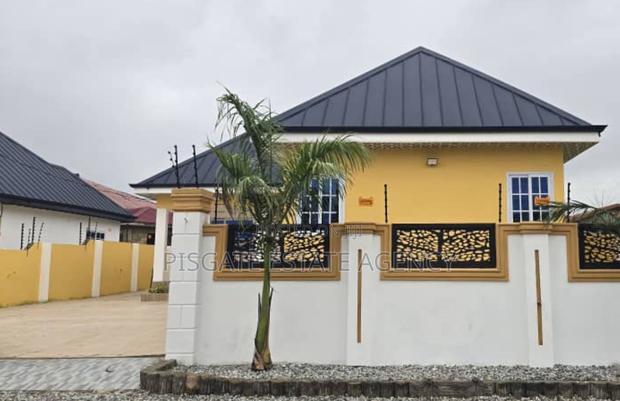 3bdrm House in Manhean for sale · Photo 1