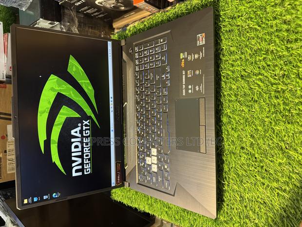 Laptop Asus TUF Gaming A16 24GB AMD Ryzen 7 SSD 512GB · Photo 2