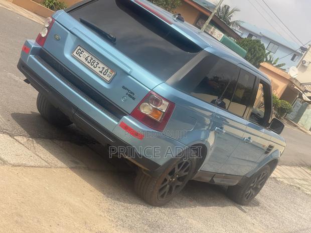 Land Rover Range Rover Sport HSE 4x4 (4.4L 8cyl 6A) 2007 Blue · Photo 5