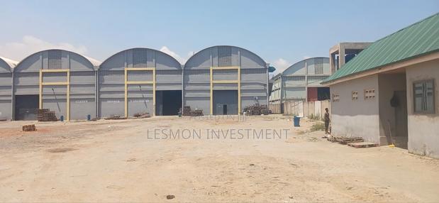 Warehouse for Rent at Tema Industrial Area · Photo 1