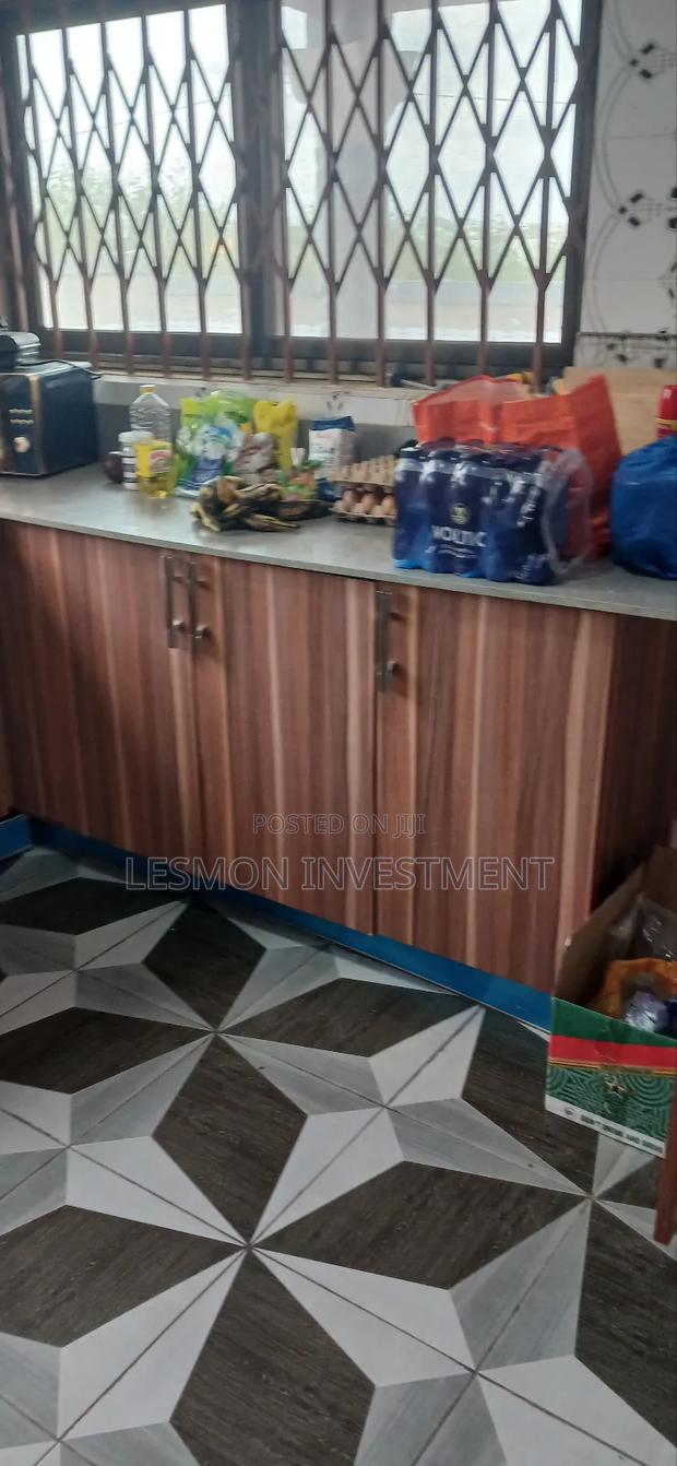 Furnished 3bdrm House in Amasaman for sale · Photo 4